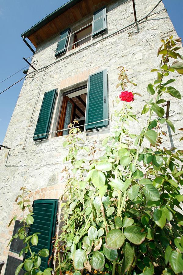 Villa Tower Caratteristico In Pietra Palazzina  Exterior foto